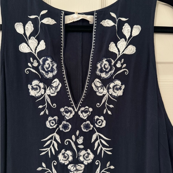 Isle of Mine embroidered navy rayon linen blend boho midi dress NWT M/L - Picture 3 of 12